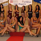 Gruppo Modelle Bikini palco